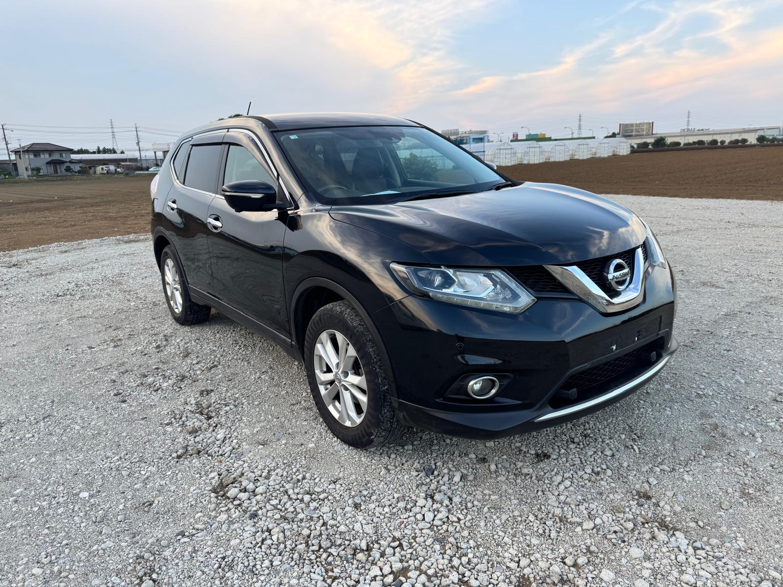 NISSAN X-TRAIL 2014