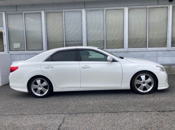 TOYOTA MARKX -2011 – GRX130