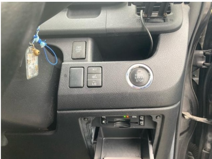 TOYOTA NOAH – 2013 – ZRR70G TOYOTA NOAH – 2013 – ZRR70G