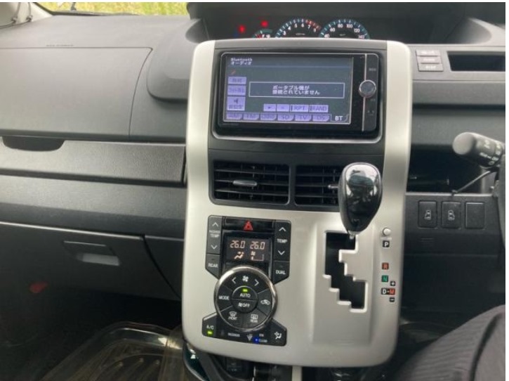 TOYOTA NOAH – 2013 – ZRR70G TOYOTA NOAH – 2013 – ZRR70G