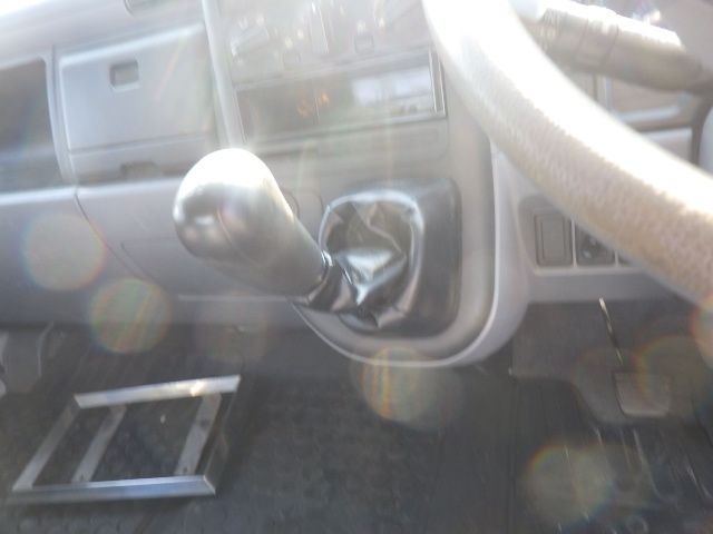 MITSUBISHI CANTER 2005 – FE82DE