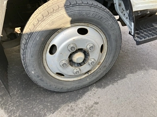 ISUZU ELF – 2005 – NKR81A