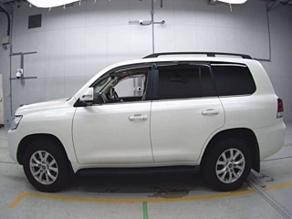 TOYOTA LAND CRUISER – 2018 – URJ202W