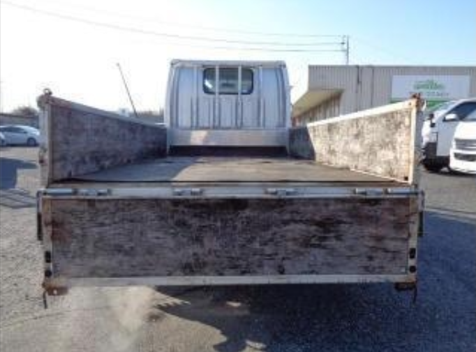 MAZDA TITAN – 2004 – SYE6T