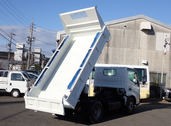 HINO DUTRO – 2011 – XZU314T