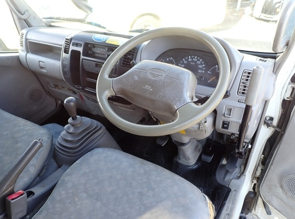 HINO DUTRO – 2011 – XZU314T