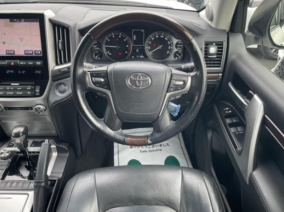 TOYOTA LAND CRUISER – 2019 – URJ202W
