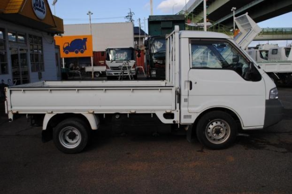 MAZDA BONGO TRUCK – 2003 – SK82T