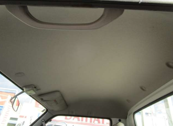 MAZDA BONGO TRUCK – 2003 – SK82T