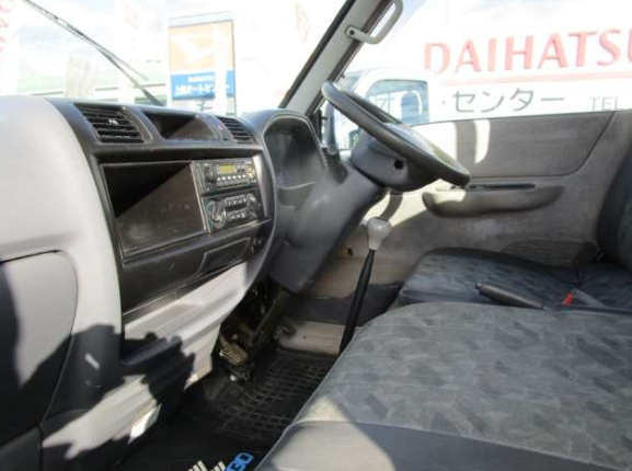 MAZDA BONGO TRUCK – 2003 – SK82T