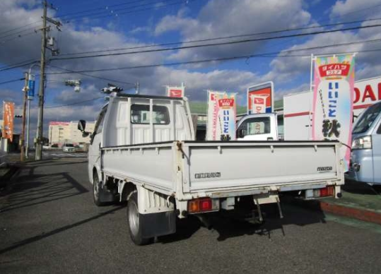MAZDA BONGO TRUCK – 2003 – SK82T