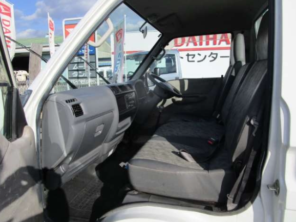 MAZDA BONGO TRUCK – 2003 – SK82T