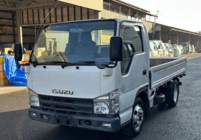 ISUZU ELF – 2008 – NHR85A