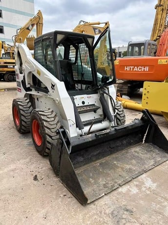 BOBCAT S300 2023
