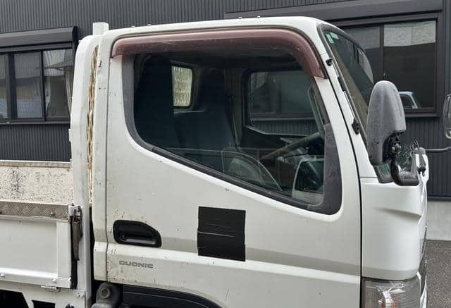 MITSUBISHI CANTER – 2012 – FBA20