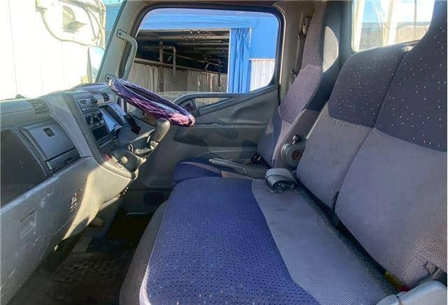 MITSUBISHI FUSO CANTER – 2005 – FG70DB