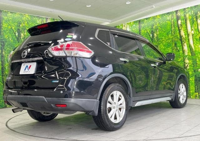 NISSAN X-TRAIL – 2015 – NT32