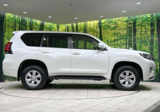 TOYOTA LAND CRUISER PRADO TX – 2022 – TRJ150
