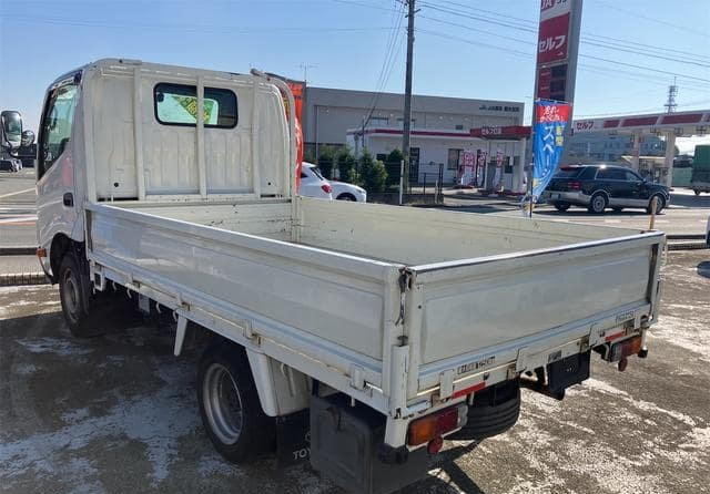 TOYOTA DYNA – 2013 – TRY220