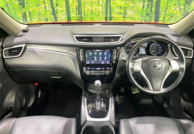 NISSAN X-TRAIL – 2016 – HNT32