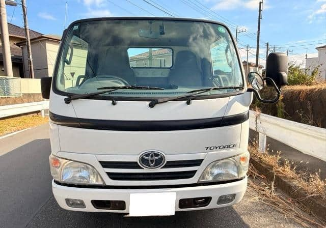 TOYOTA DYNA – 2010 – TRY220