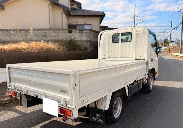 TOYOTA DYNA – 2010 – TRY220