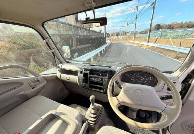 TOYOTA DYNA – 2010 – TRY220