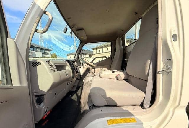 TOYOTA DYNA – 2010 – TRY220