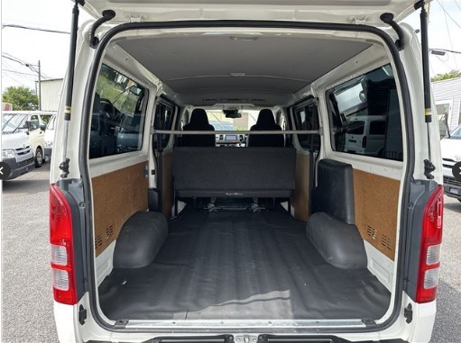 TOYOTA HIACE – 2019 – TRH200