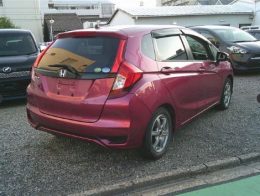 2019 Honda fit  1.3 L package