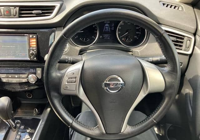 NISSAN X-TRAIL – 2014 – NT32