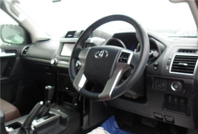 TOYOTA LAND CRUISER – 2017 – TRJ150W