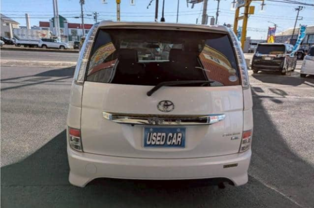 TOYOTA ISIS – 2016 – ZGM11