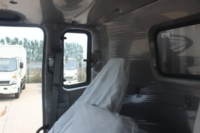 SINOTRUK HOWO CARGO TRUCK – 2022 – ZZ1107G4215C1