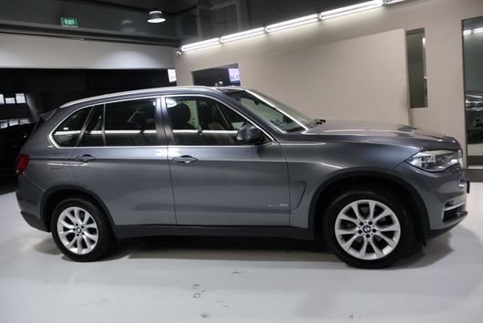 BMW X5 – 2015 – WBAKR020800