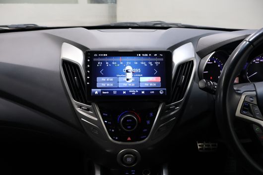 HYUNDAI VELOSTER – 2015 – KMHTC61