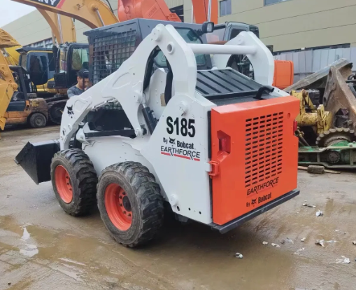 BOBCAT – 2022 – S185