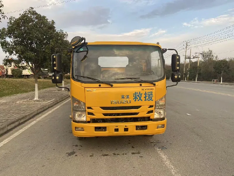 ISUZU – 2022 – KV100
