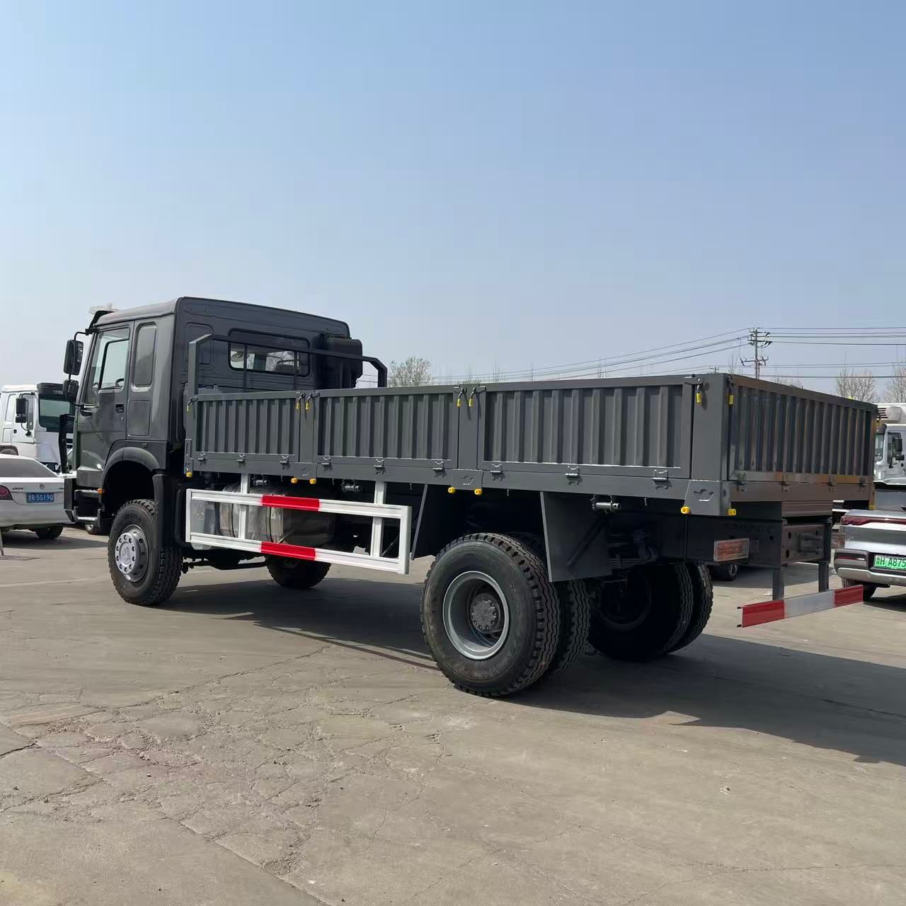 Sinotruk howo – 2024 – ZZ2167M4327A