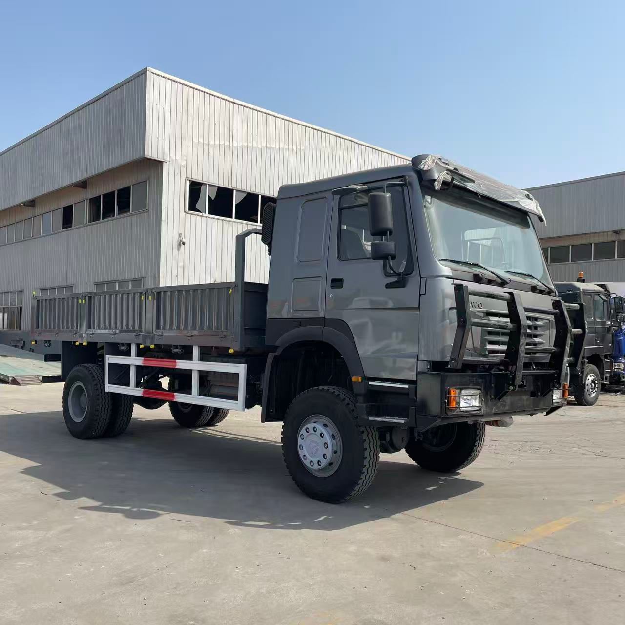 Sinotruk howo – 2024 – ZZ2167M4327A