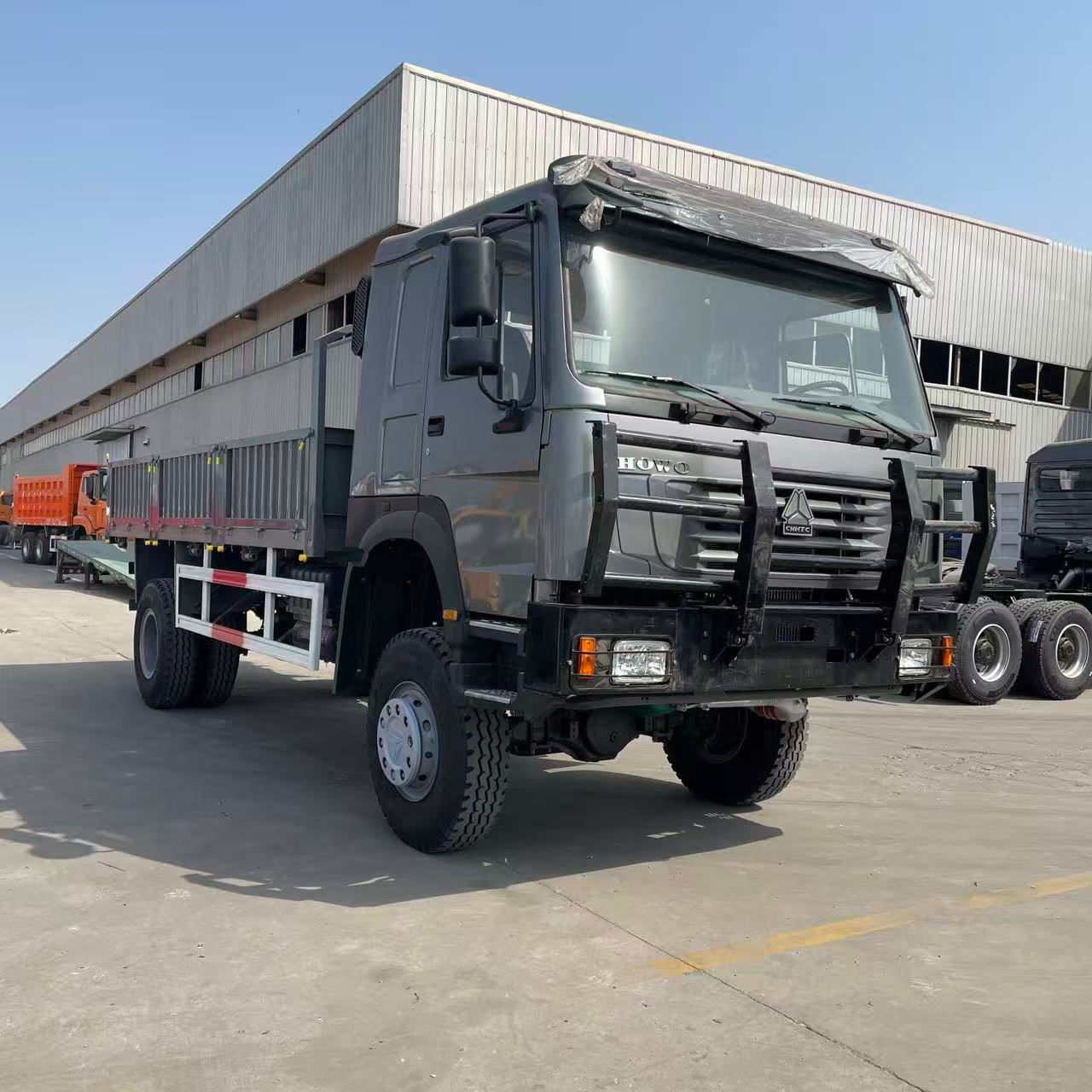 Sinotruk howo – 2024 – ZZ2167M4327A