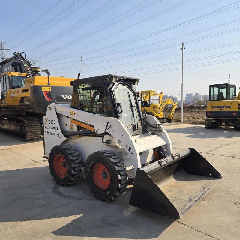 BOBCAT – 2022 – S185