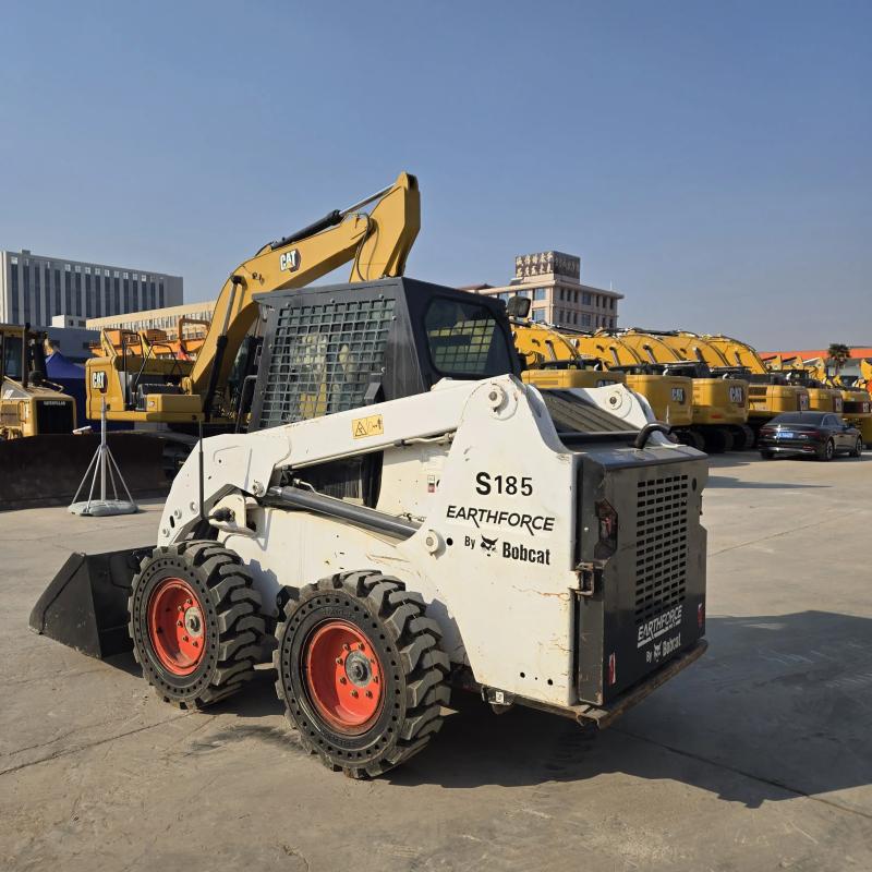 BOBCAT – 2022 – S185