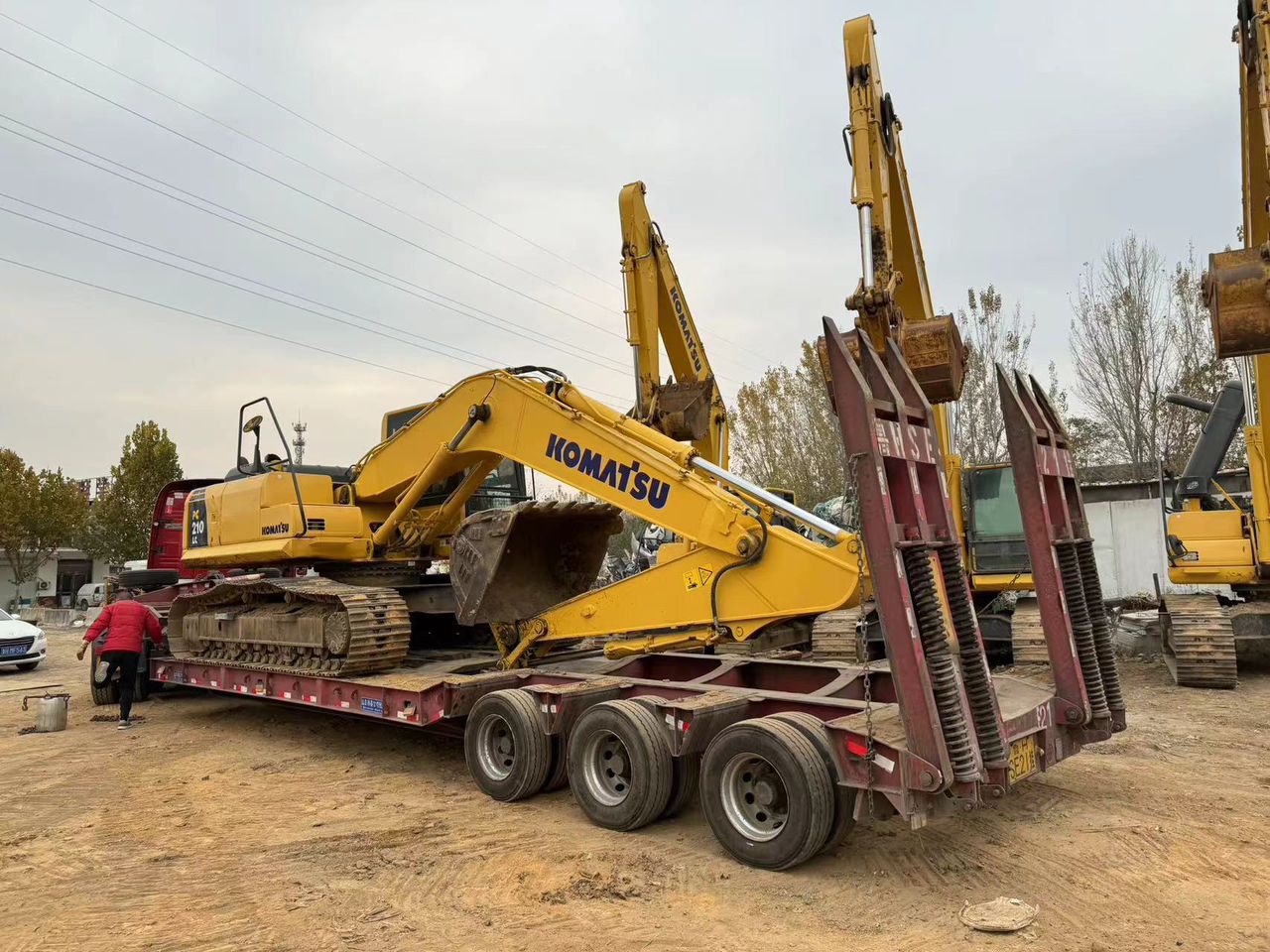 KOMATSU – 2023 – PC EXCAVATOR 210