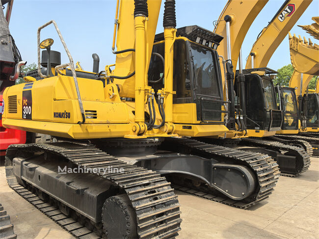 KOMATSU PC300 TRACKED EXCAVATOR – 2023