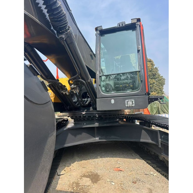 VOLVO – 2023 – EC480DL