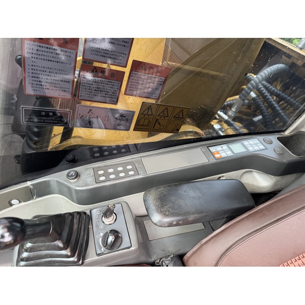 CATERPILLAR – 2024 – 323D2L