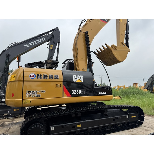 CATERPILLAR – 2024 – 323D2L