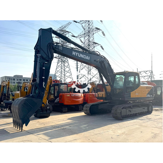 HYUNDAI – 2020- 220