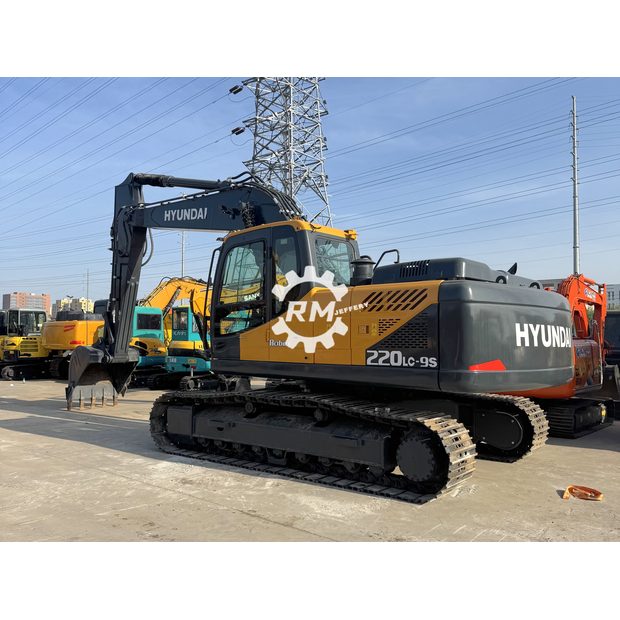 HYUNDAI – 2020- 220